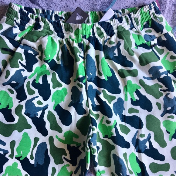 Adidas N.E.R.D jogger sweatpants size XL brand new! - Picture 4 of 12